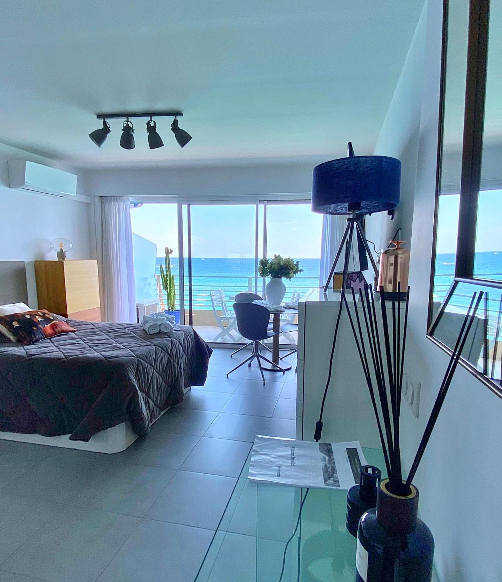 Sea View Studio, Huge Terrace On The 4Th Floor Apartment Menton Exterior photo